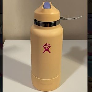 SPECIAL EDITION 32 OZ HYDRO FLASK